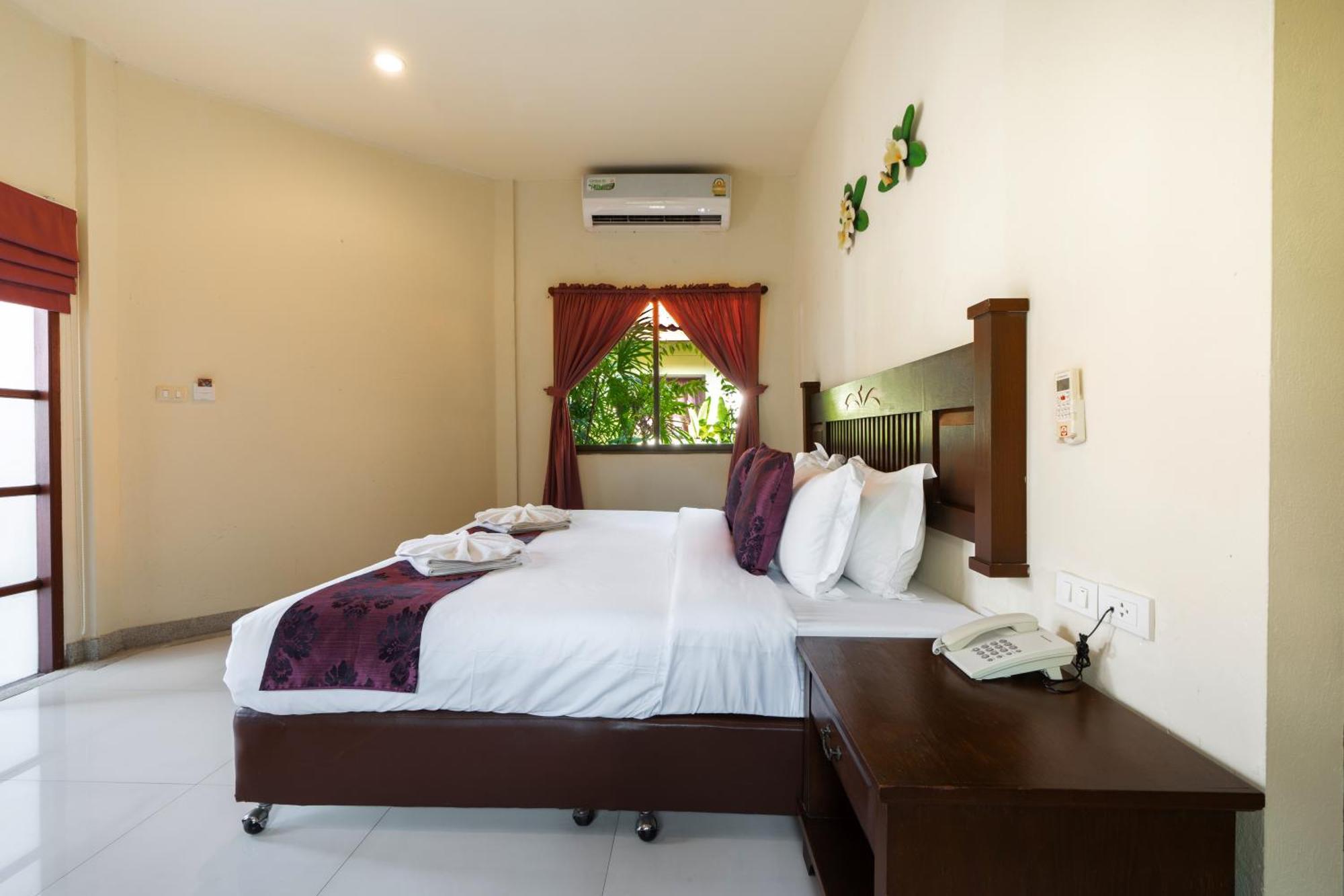 Phuket Leelavadee Hua Ting Resort Patong Exterior foto